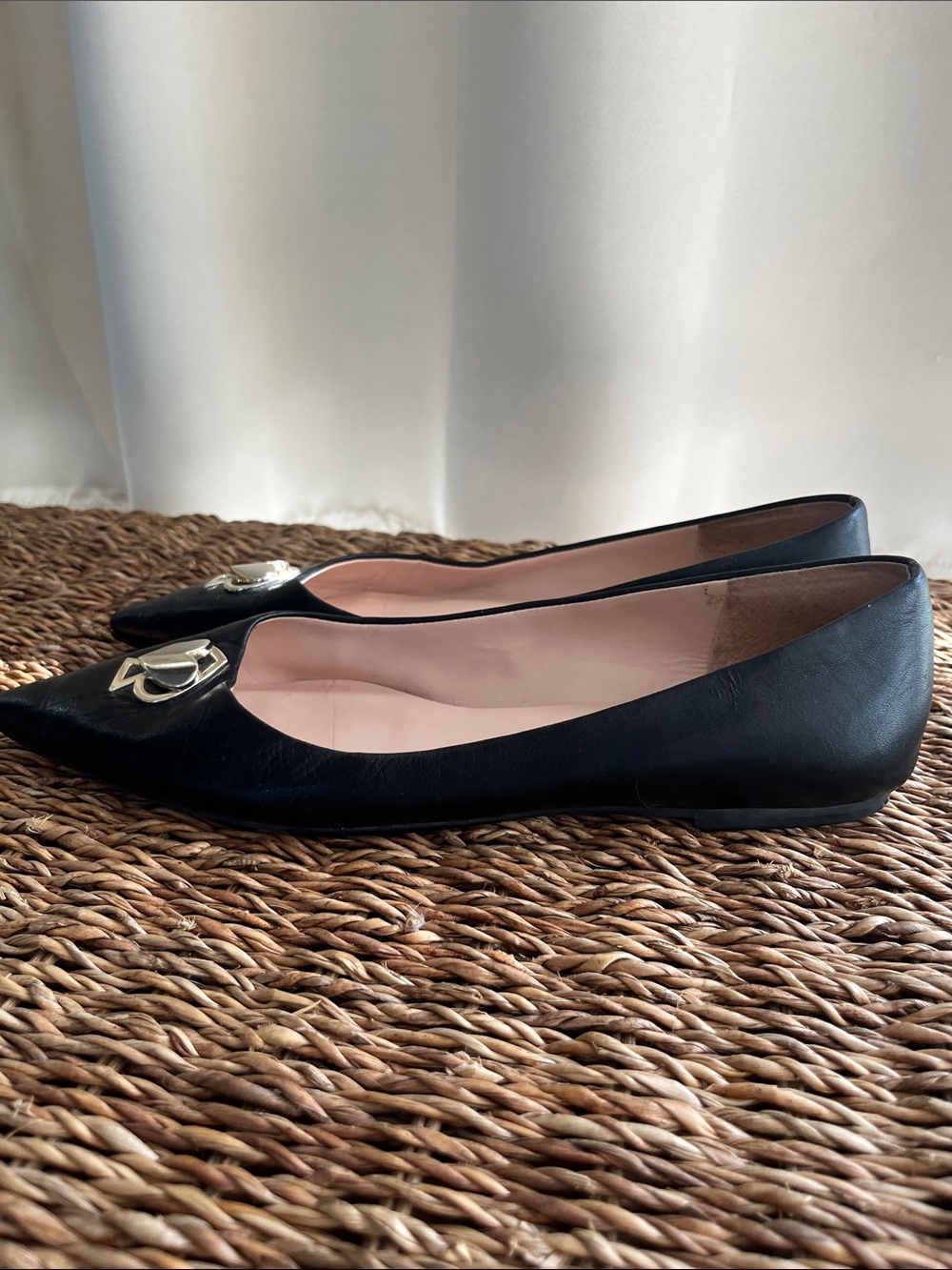 ♠️ kate spade Black Pointed Leather Flats with logo - Picture 7 of 12